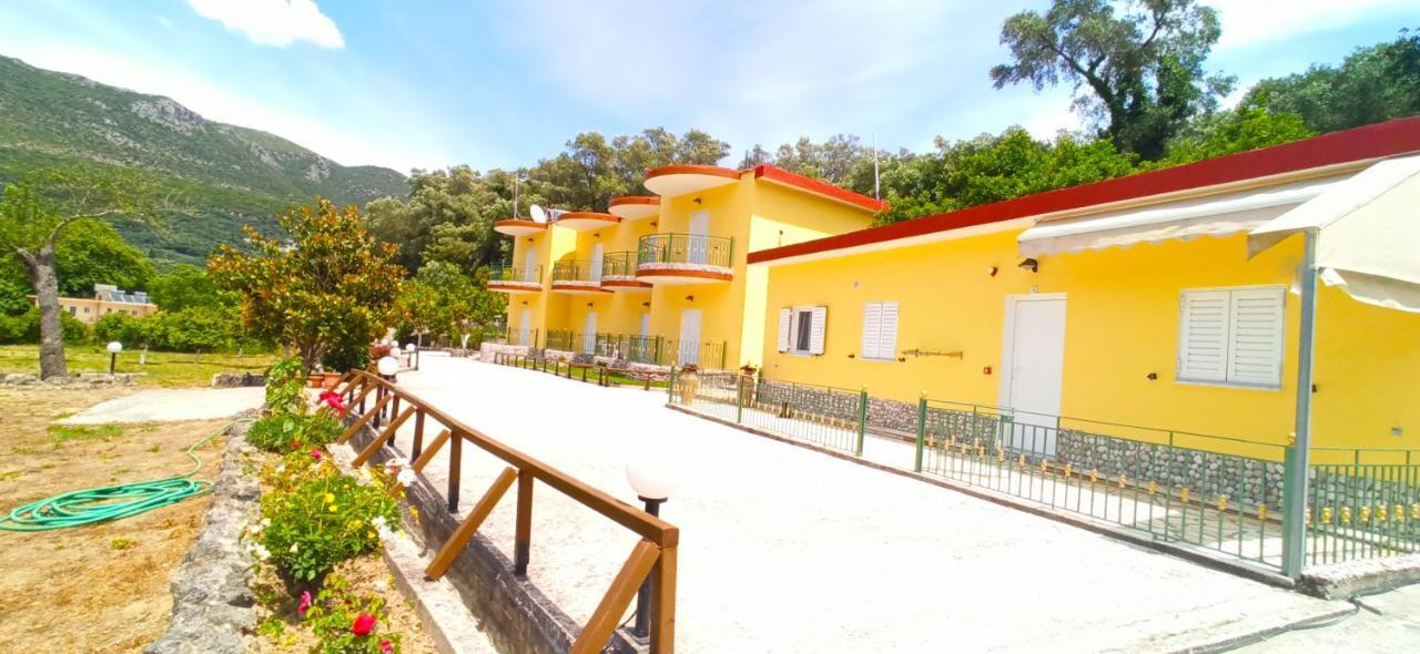 Villa Perkemes Apartments Parga Eksteriør bilde