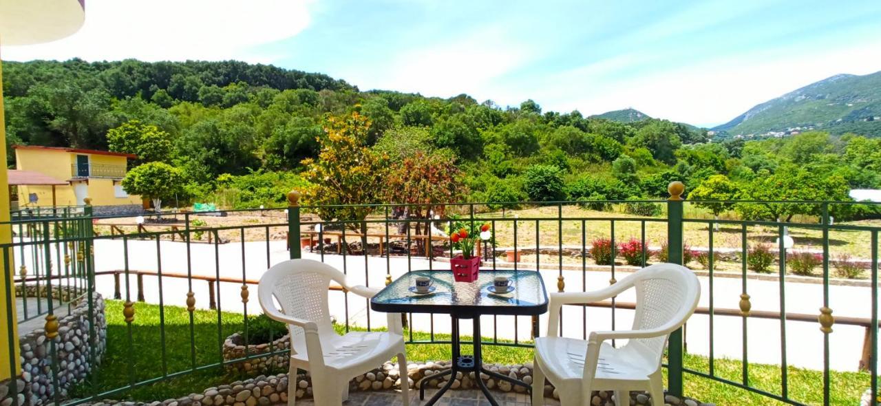 Villa Perkemes Apartments Parga Eksteriør bilde