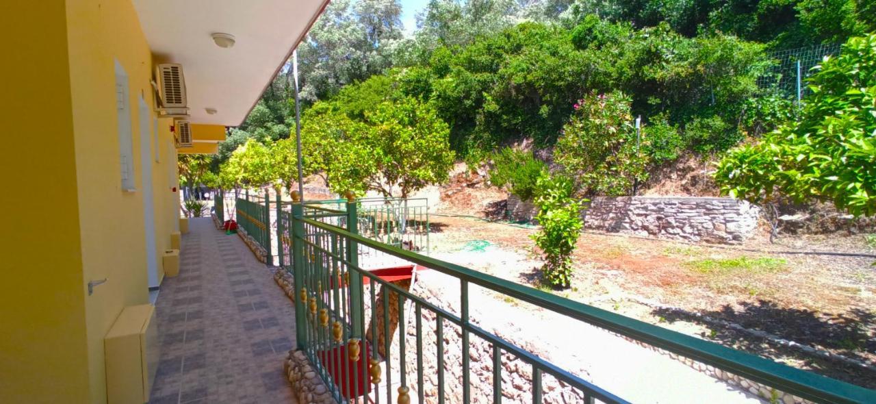 Villa Perkemes Apartments Parga Eksteriør bilde